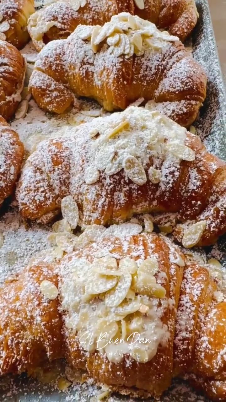 ¡El plan de domingo perfecto Sí existe! 😁🌧️🥐☕️✨