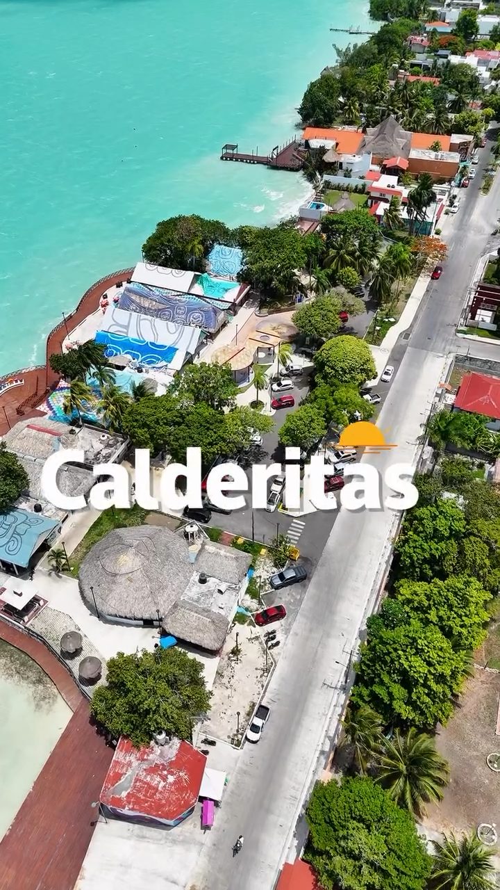 Este fin de semana, escápate a Calderitas. 🌊✨ Déjate sorprender por su gastronomía, sus paisajes y su gente. Y si nos visitas, estaremos felices de recibirte en Riveros. 🍽️❤️