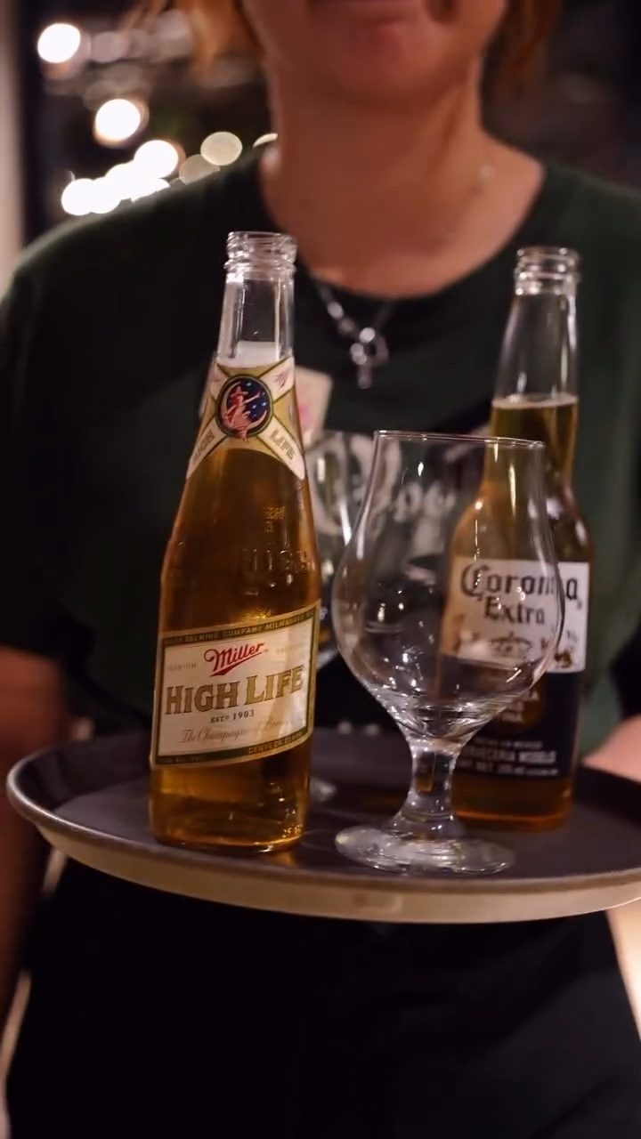 Cerveza y Mezcal a $100
